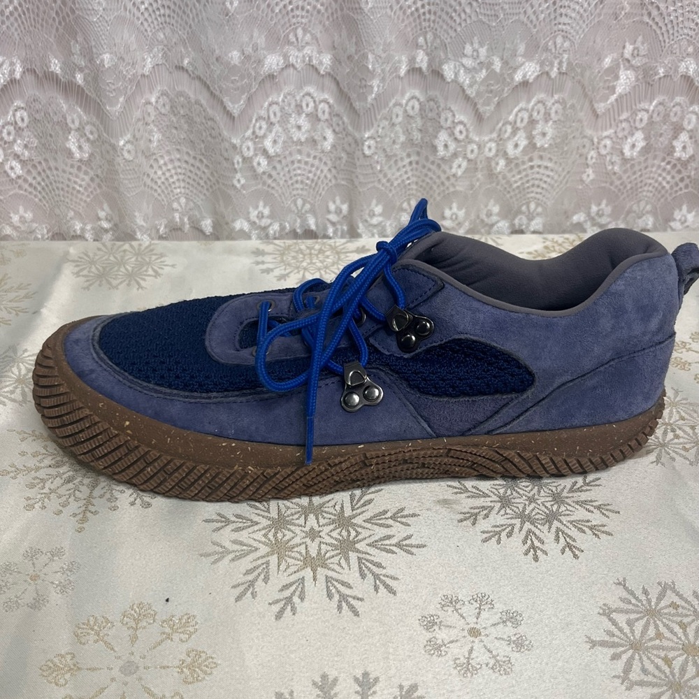 Green Label Hybrid Mens Size 10 Blue Suede Curious